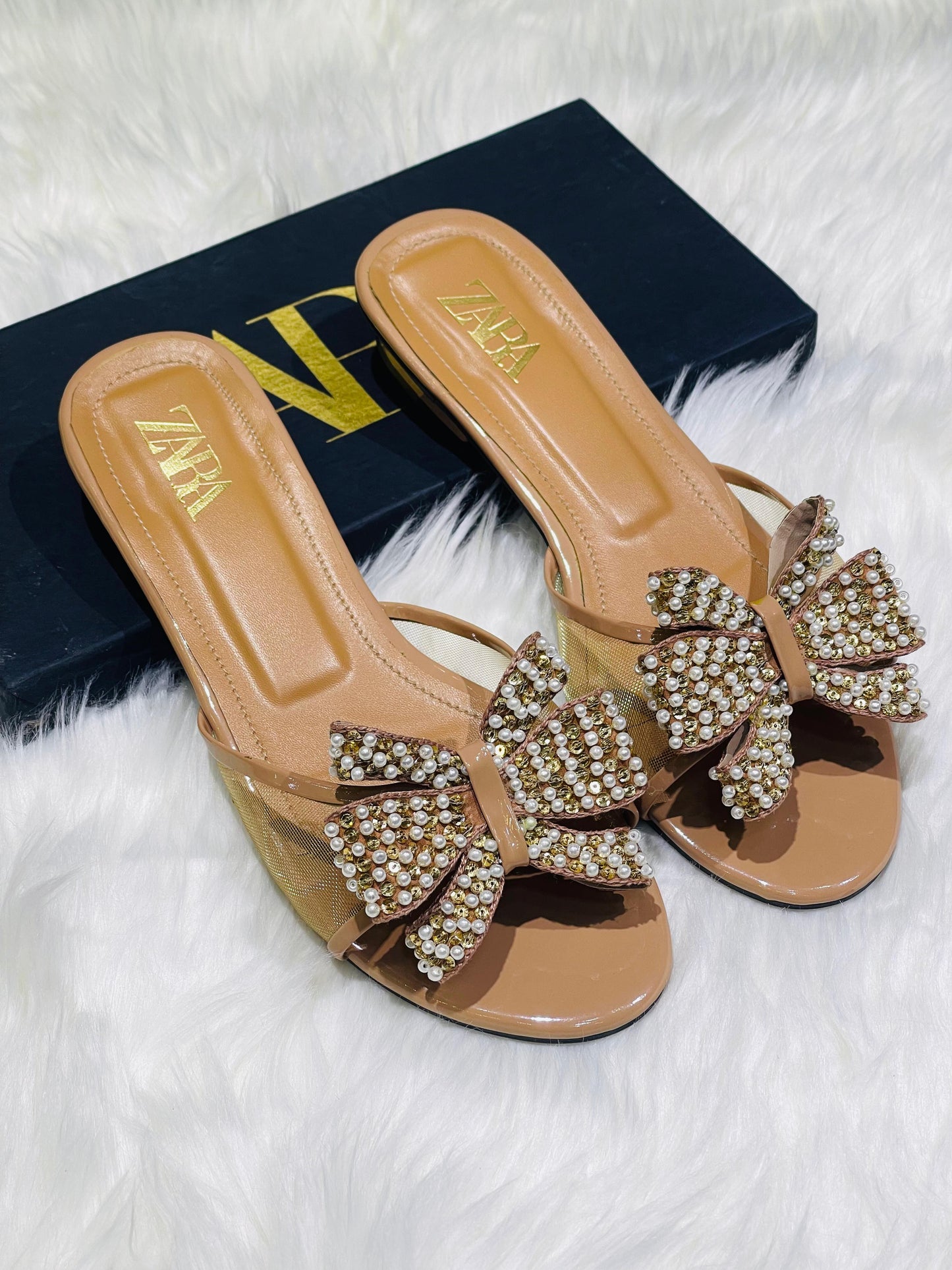 NEW ARRIVAL – ZARA Embroidered Bow Women Flats (Beige)