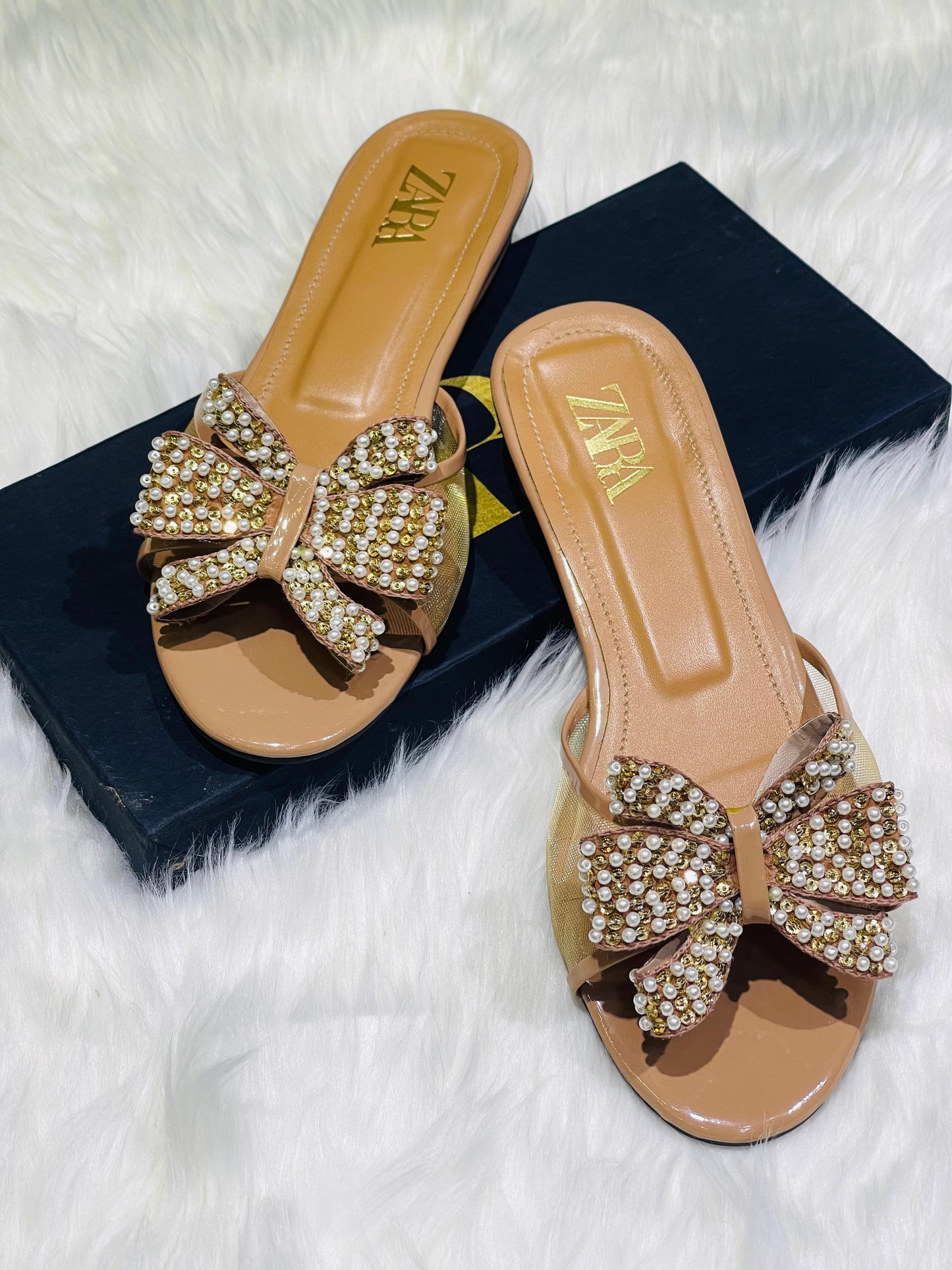 NEW ARRIVAL – ZARA Embroidered Bow Women Flats (Beige)