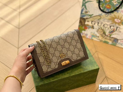 GUCCI – Master Series Leather Bag (Beige)