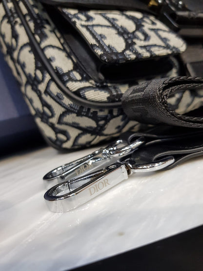 Dior – Hit The Road Bag (Black)