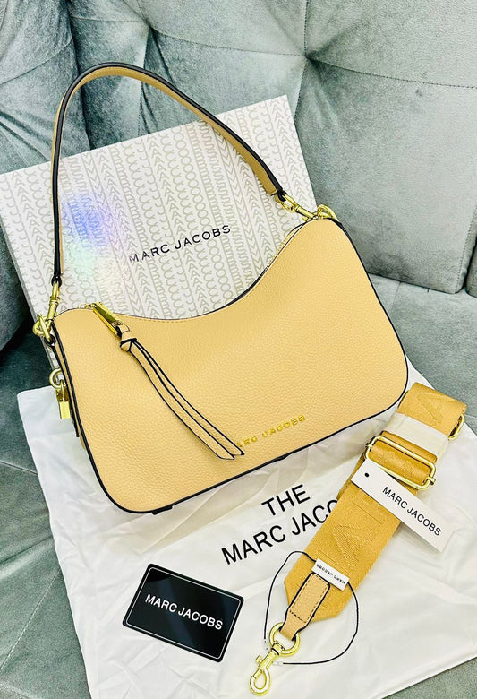 Marc Jacobs – Premium Collection (Yellow)