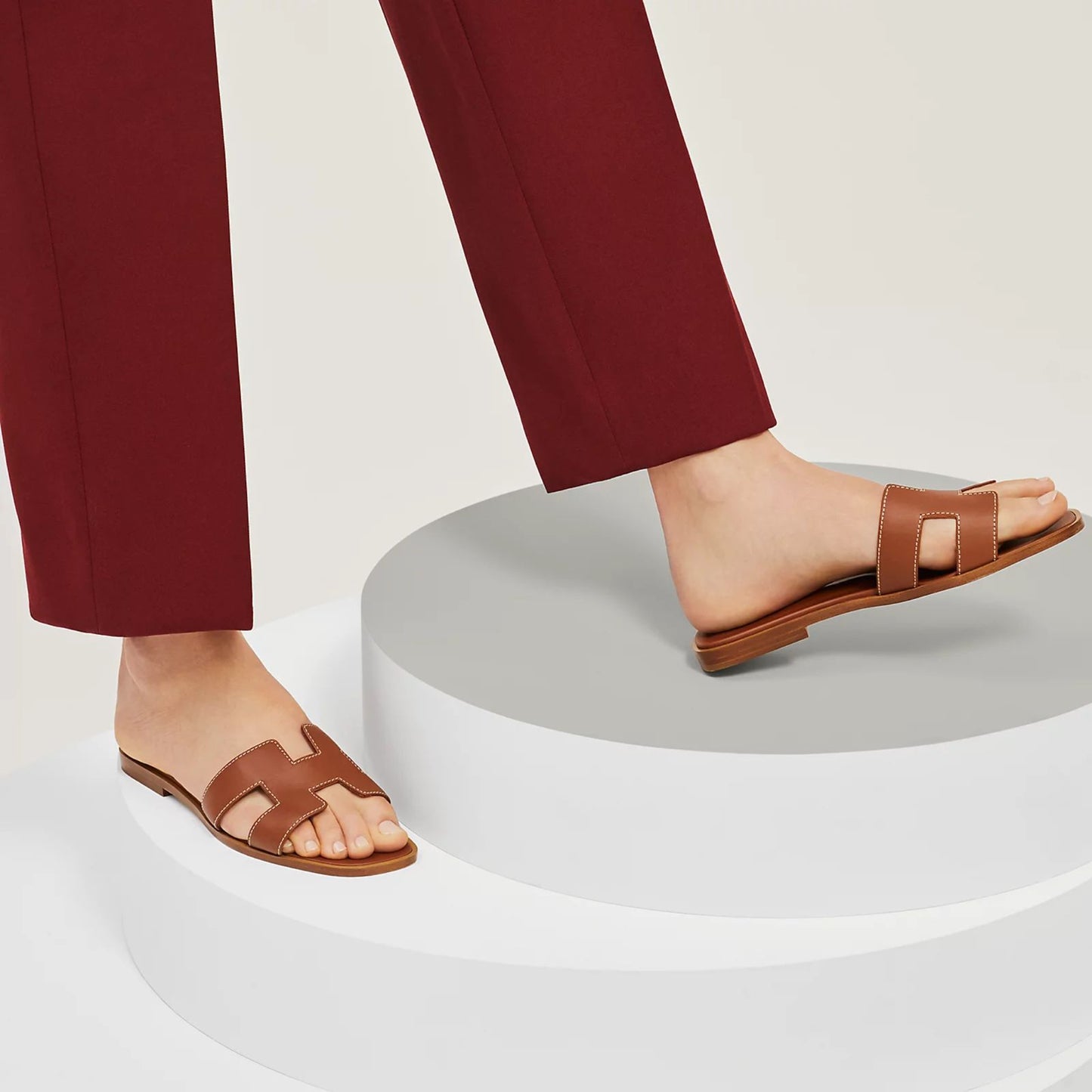 HERMES RESTOCK – Women Flat Slippers (Brown)