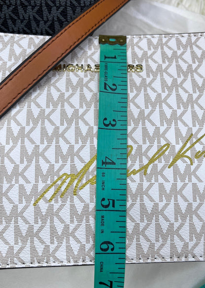 MICHAEL KORS JET SET MEDIUM LOGO SIGNATURE CROSSBODY BAG – Women Bag (Cream)