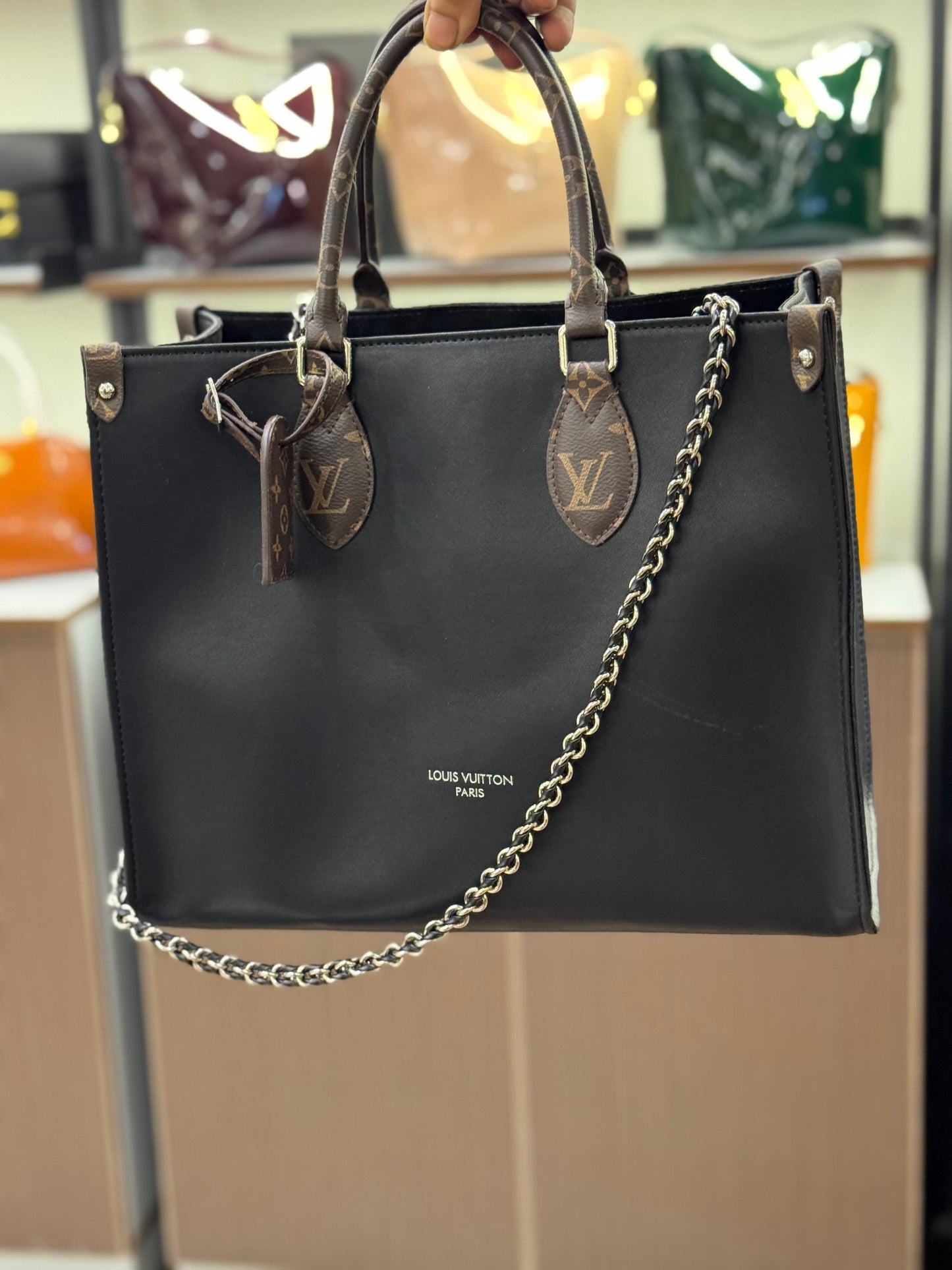 Louis Vuitton OnTheGo GM – Bicolour Monogram Empreinte Leather Tote Bag (Black)