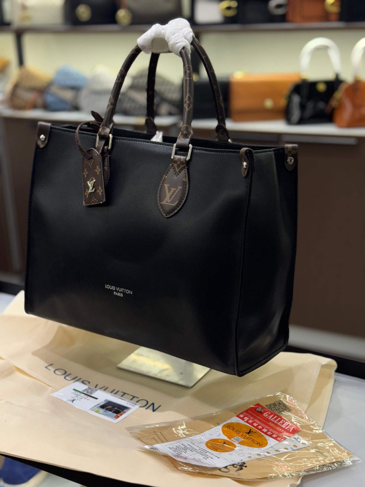 Louis Vuitton OnTheGo GM – Bicolour Monogram Empreinte Leather Tote Bag (Black)