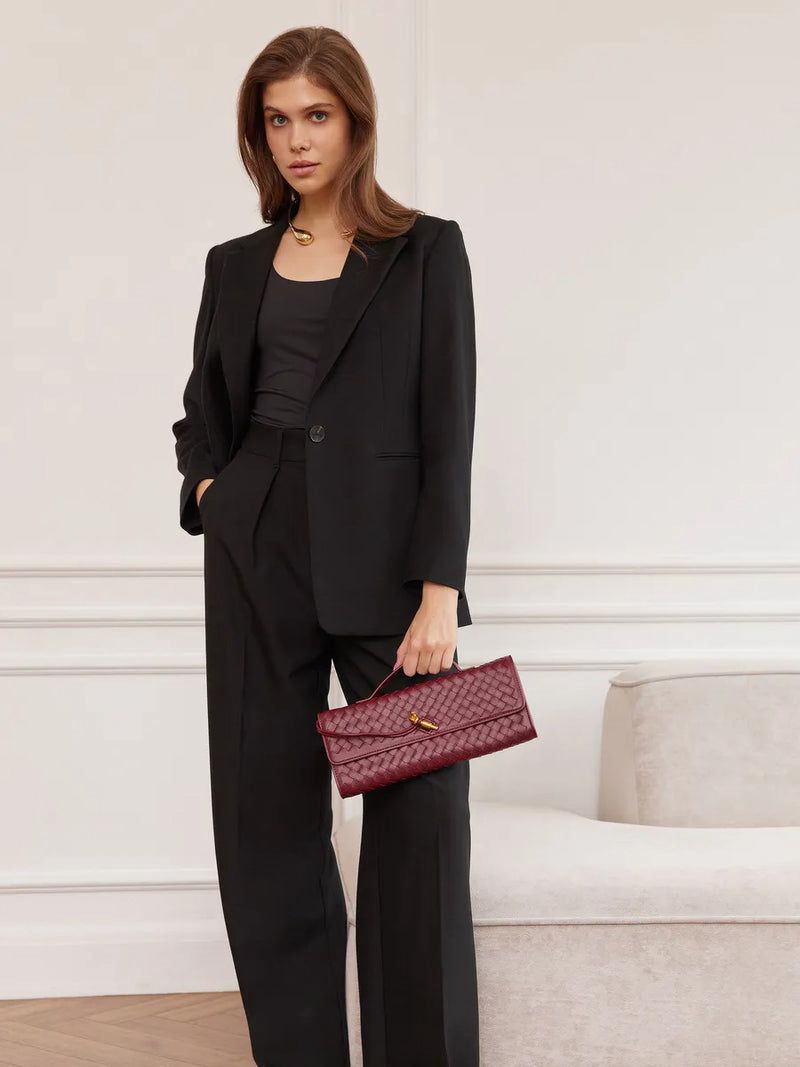 Bottega Veneta Andiamo Clutch Bag – 31cm (Maroon)