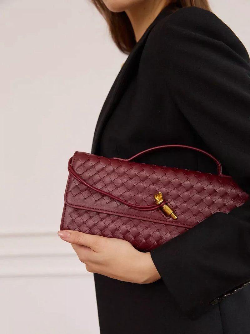 Bottega Veneta Andiamo Clutch Bag – 31cm (Maroon)