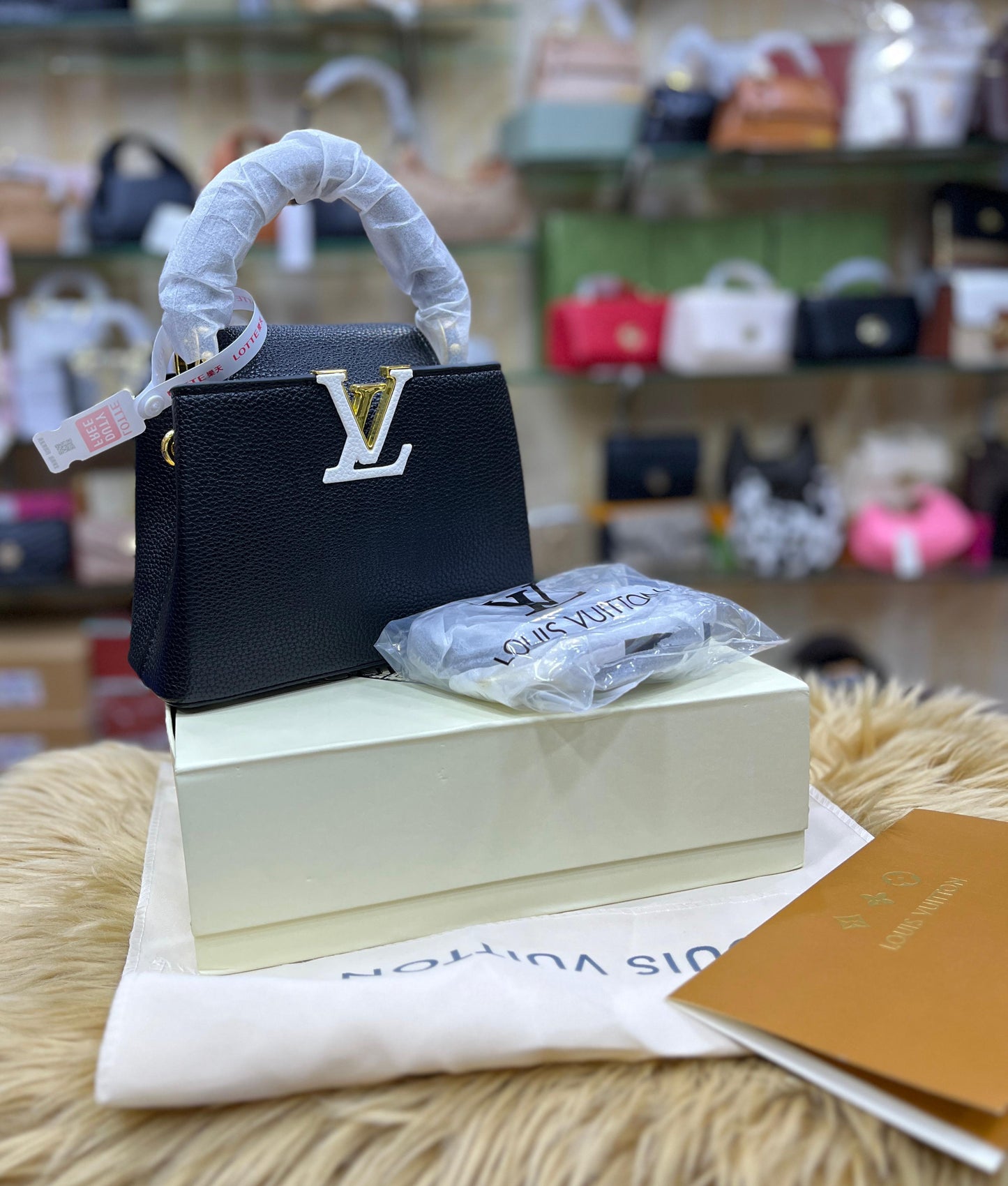 LOUIS VUITTON Capucines Mini – Women Bag (Black)