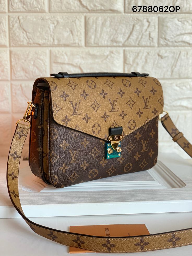 LOUIS VUITTON – Luxury Leather Women Bag (Beige Brown)