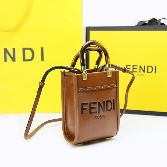 FENDI – Luxury Leather Women Bag (Brown)