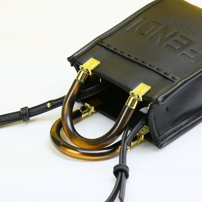 FENDI – Luxury Leather Women Bag (Black)