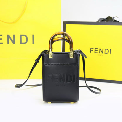 FENDI – Luxury Leather Women Bag (Black)