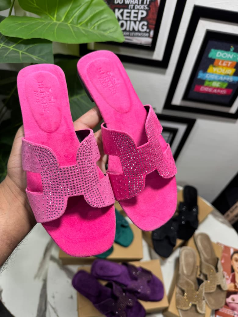 HERMÈS – New Arrival Women Stone Flats (Pink)