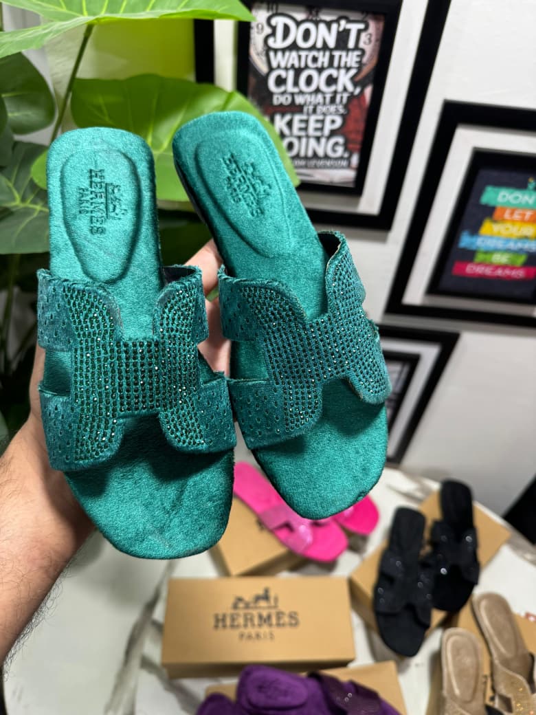 HERMÈS – New Arrival Women Stone Flats (Sea Green)