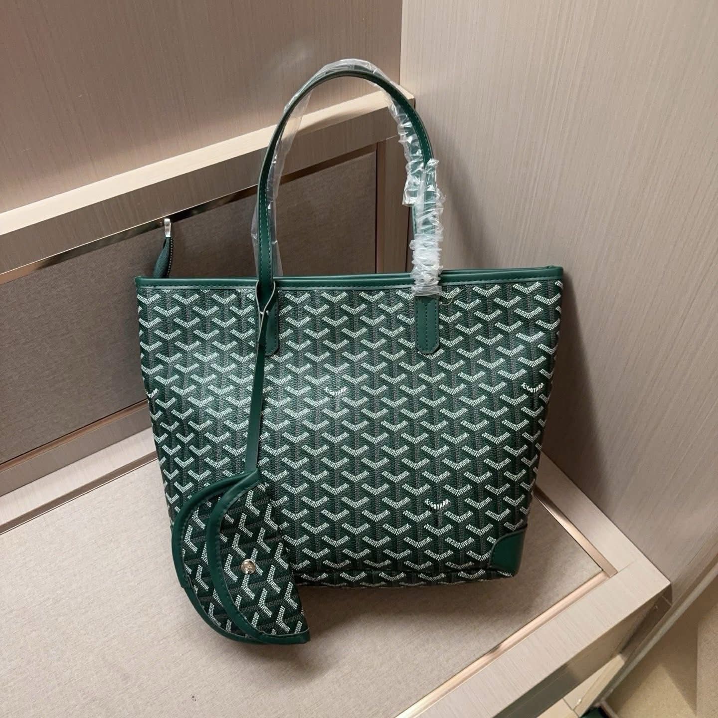 GOYARD 2 PCS SET – Women Bag with Pouch (Green)