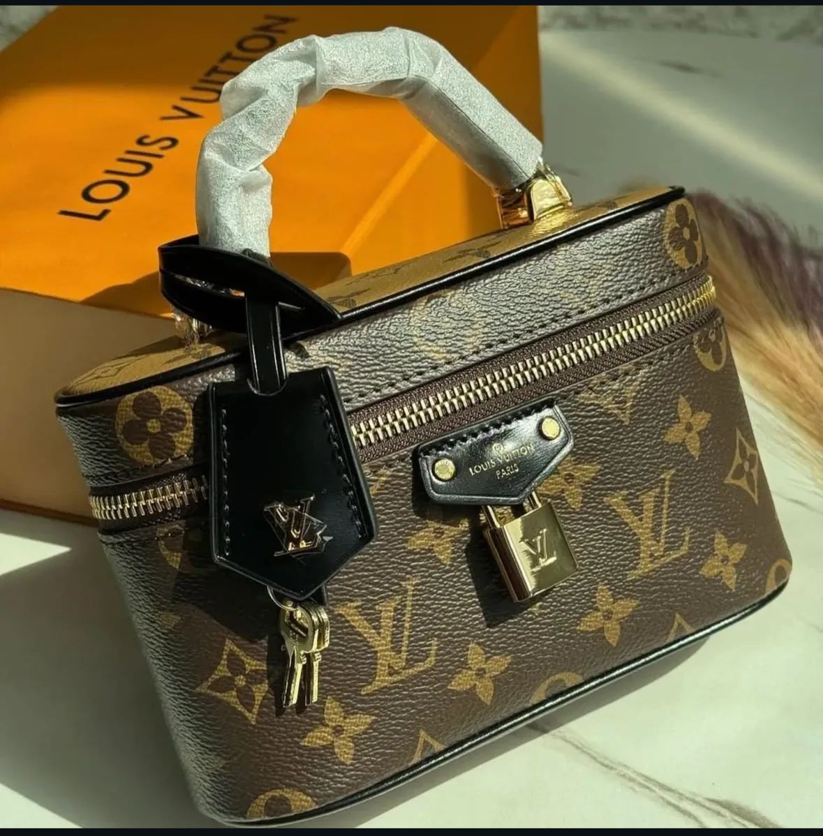 LOUIS VUITTON VANITY PM – Women Monogram Reverse Canvas Bag (Beige Brown)