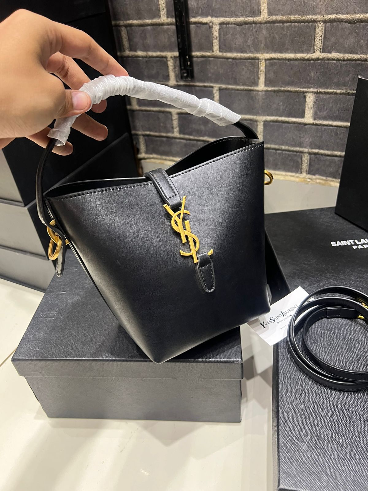 SAINT LAURENT LE 37 MINI – Women Bag | Shiny Leather Official Model (Black)