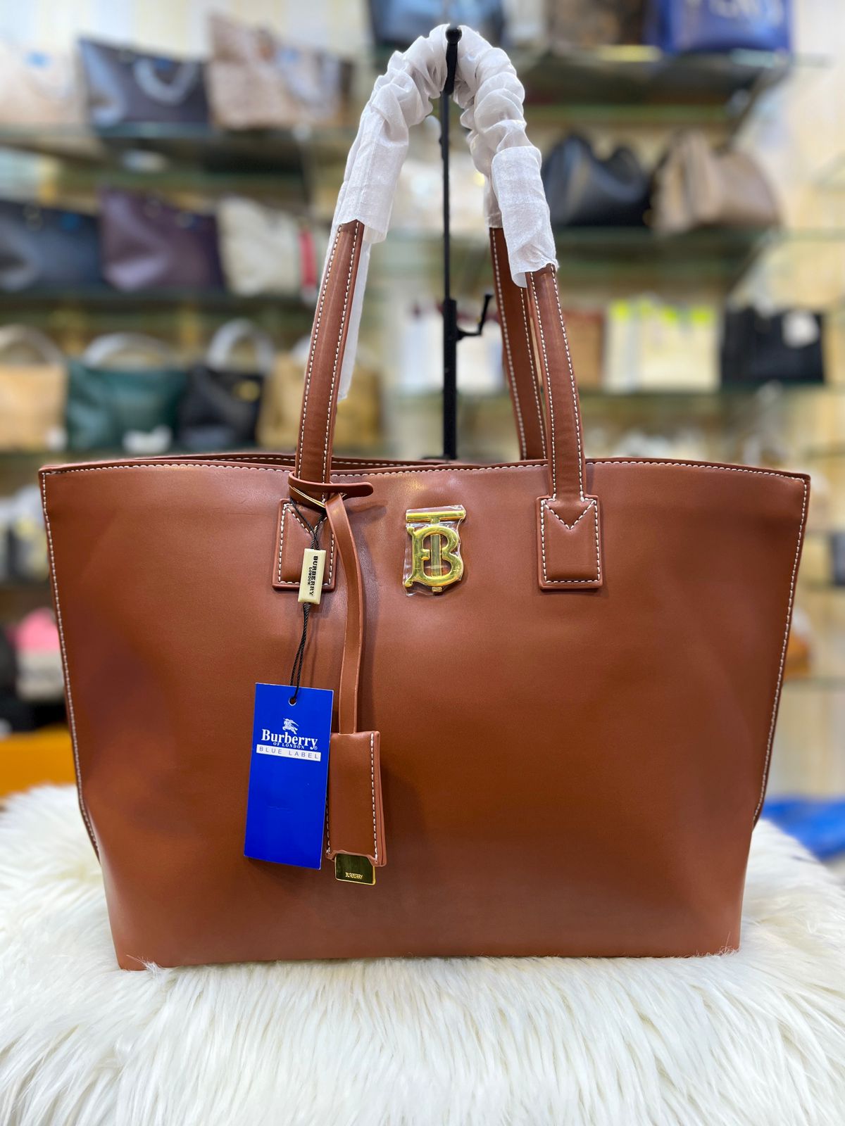 BURBERRY – Women Bag | Master Quality Tote | Signature Luxury Design (Brown)