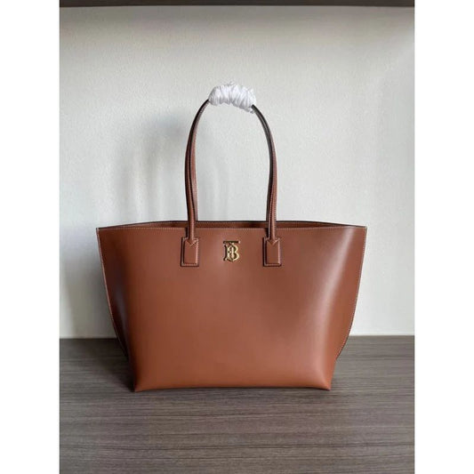 BURBERRY – Women Bag | Master Quality Tote | Signature Luxury Design (Brown)