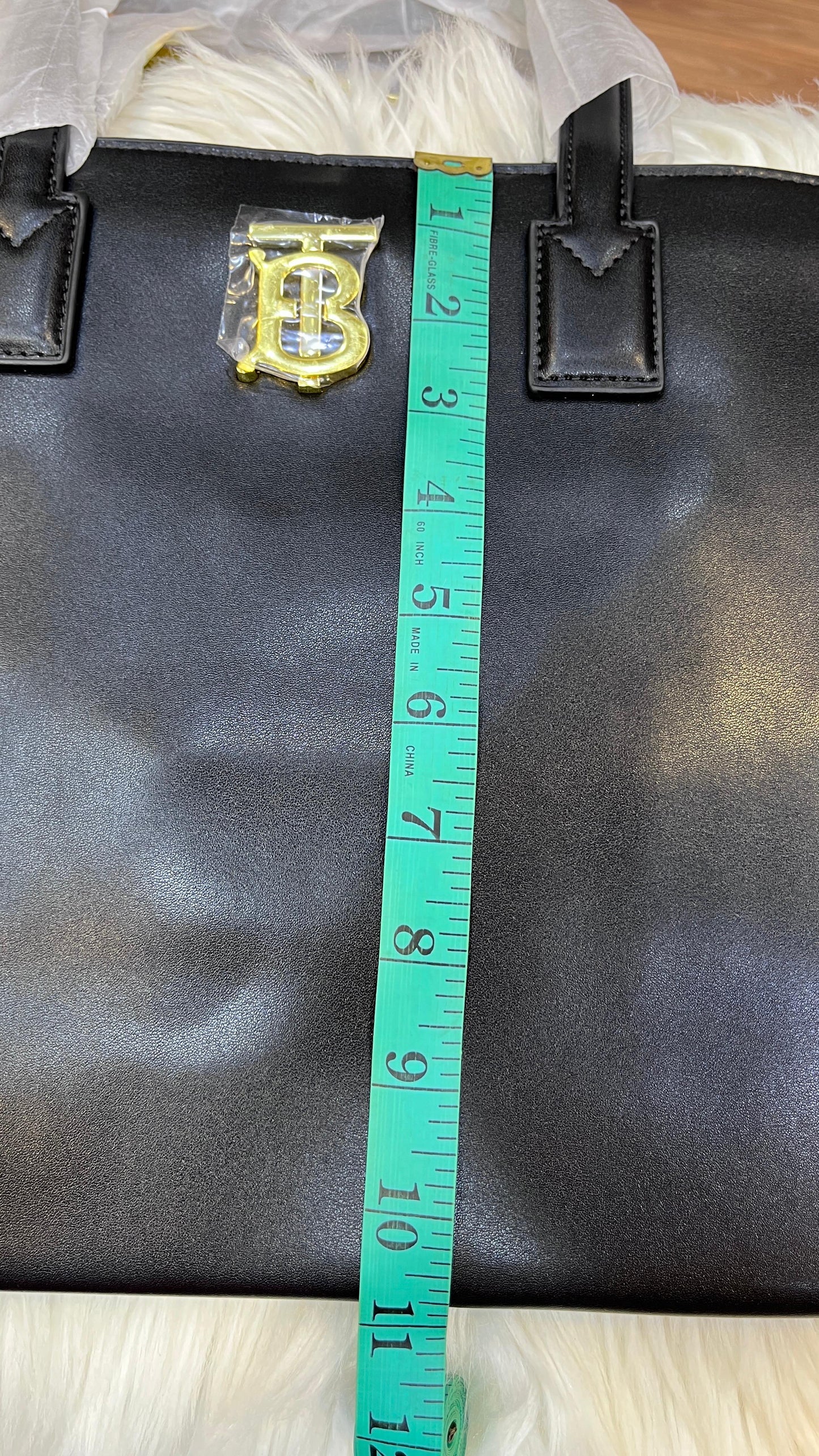 BURBERRY – Women Bag | Master Quality Tote | Signature Luxury Design (Black)