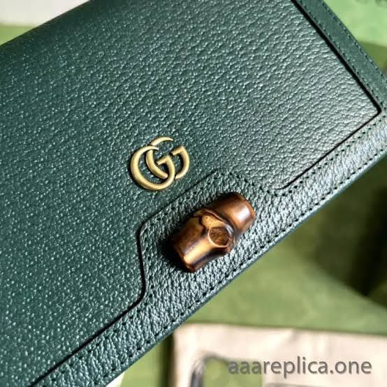GUCCI DIANA MINI – Women Bag | Bamboo Closure & Leather Chain Shoulder Bag (Green)