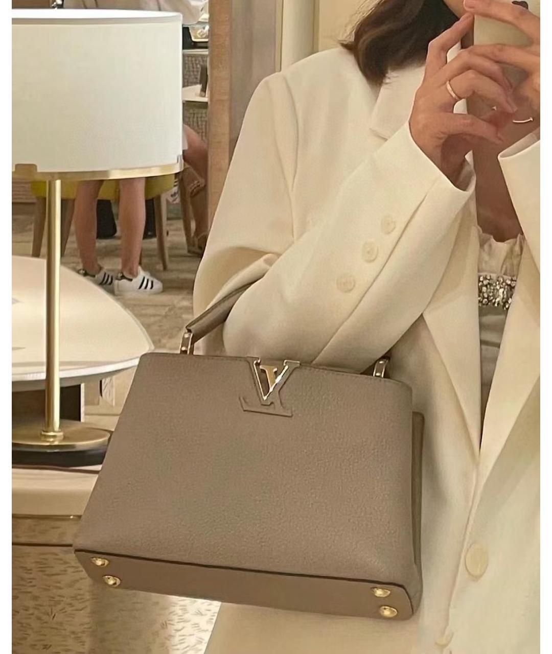 LOUIS VUITTON Capucines Big Women Bag – Premium Taurillon Leather | With Magnetic Box & Dust Bag (Beige)