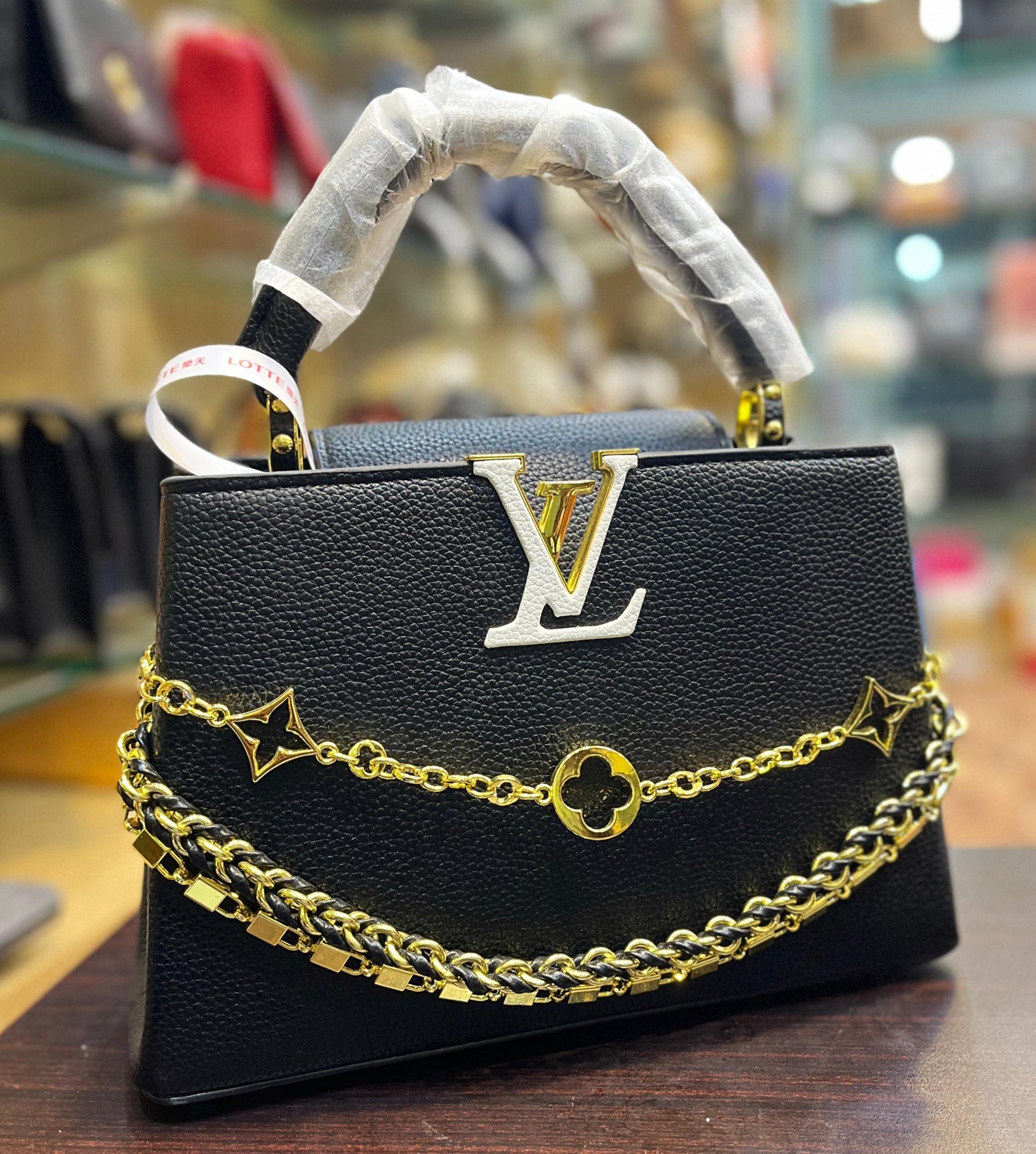 LOUIS VUITTON Capucines Big Women Bag – Premium Taurillon Leather | With Magnetic Box & Dust Bag (Black)