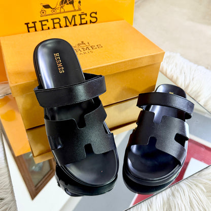 HERMÈS Men’s Slides – Premium Quality (Black)