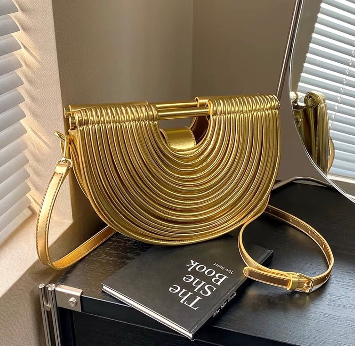 Bottega Veneta Noodle Bag – Premium Quality (Golden)