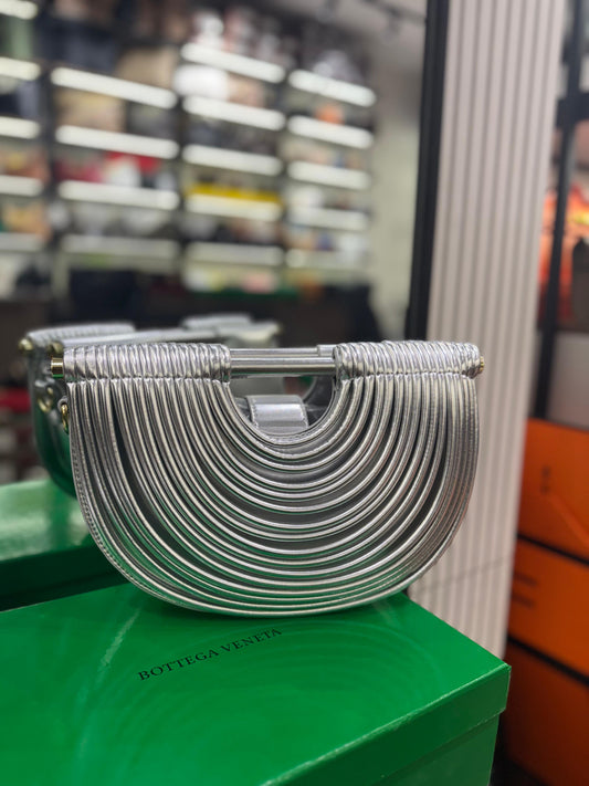Bottega Veneta Noodle Bag – Premium Quality (Silver)