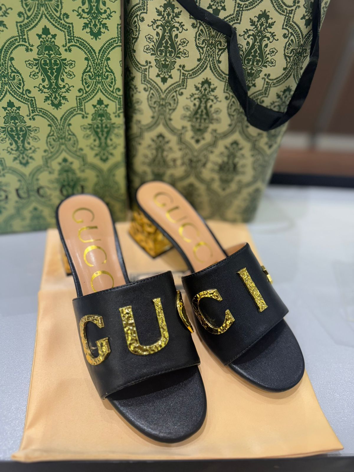 GUCCI Heeled Sandals with Gold-Tone Logo – Premium Quality (Black Golden)