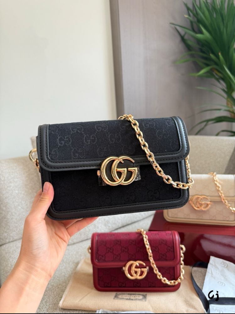 Gucci Go Small Shoulder Bag – Premium Quality (Black)