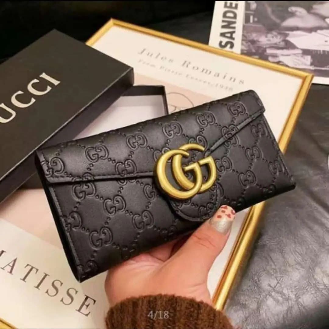 GUCCI Folder Wallet with Card Holder (Black)