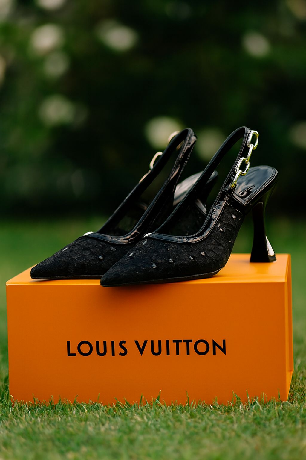 LOUIS VUITTON – PREMIUM QUALITY HEELS FOR WOMEN (Black)