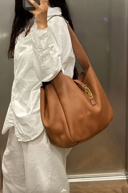 YVES SAINT LAURENT LE 5 À 7 BEA TOTE – Women Bag (Brown)