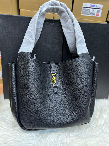 YVES SAINT LAURENT LE 5 À 7 BEA TOTE – Women Bag (Black)