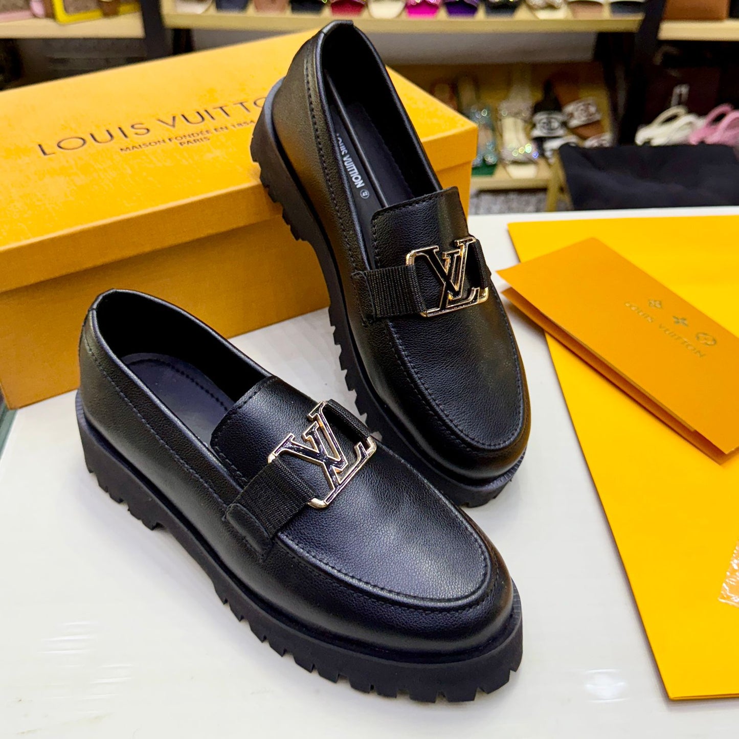 LOUIS VUITTON PREMIUM GENTS SHOES – Luxury Footwear (Black)