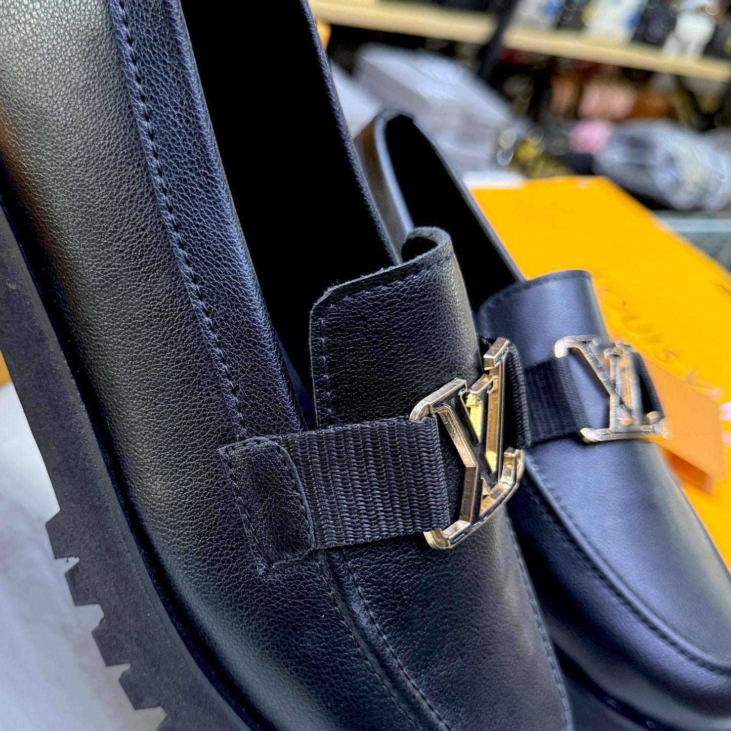 LOUIS VUITTON PREMIUM GENTS SHOES – Luxury Footwear (Black)