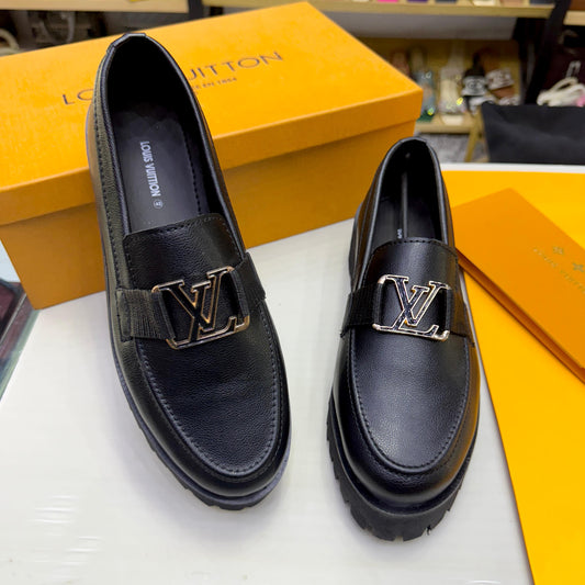 LOUIS VUITTON PREMIUM GENTS SHOES – Luxury Footwear (Black)