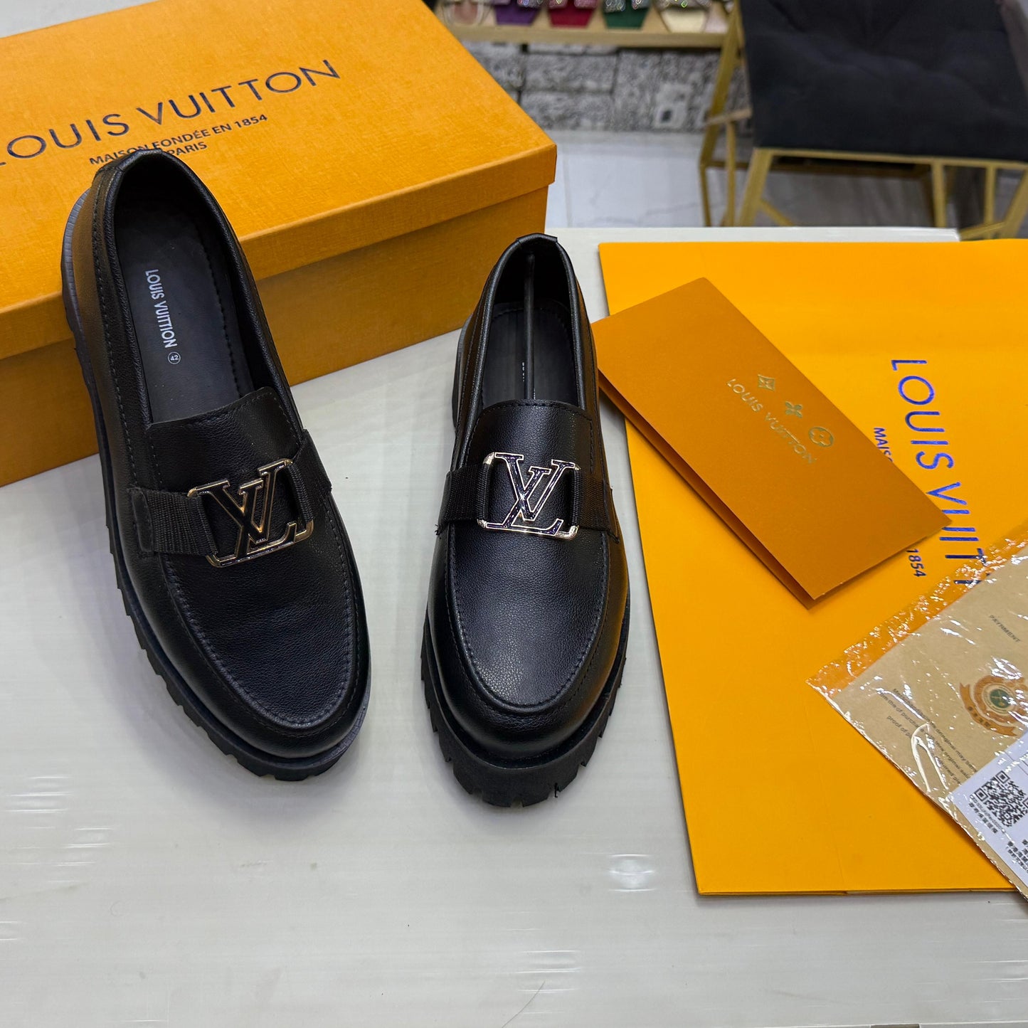 LOUIS VUITTON PREMIUM GENTS SHOES – Luxury Footwear (Black)