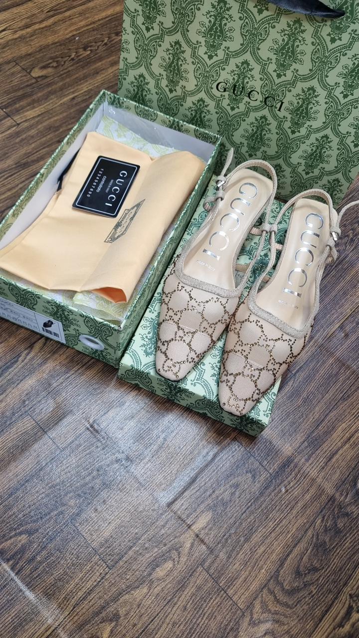 GUCCI WOMEN’S SLINGBACK PUMPS – Women Heels (Beige)