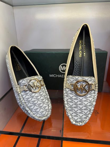 MICHAEL KORS WOMEN LOAFERS – Premium Comfort Footwear (Off White)