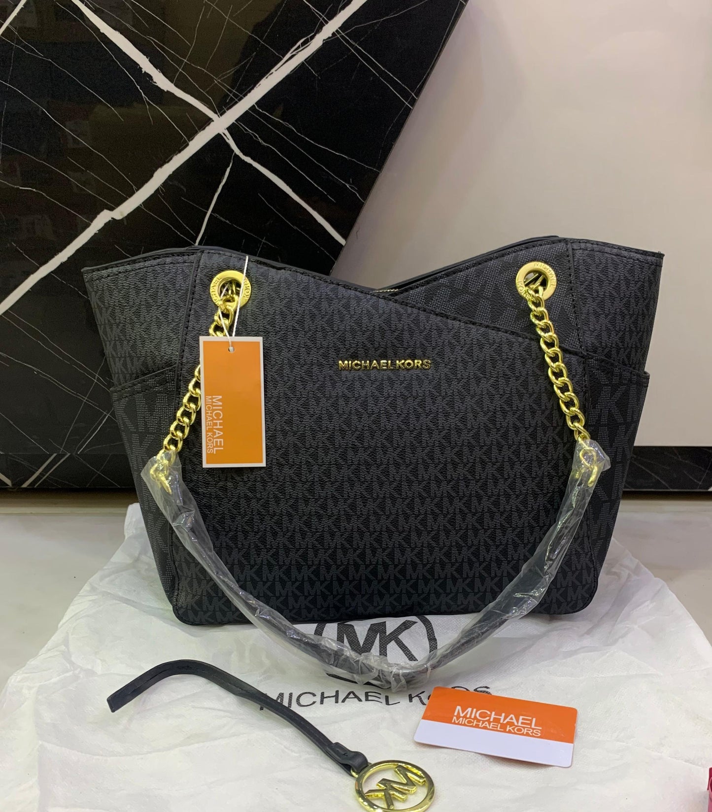 MICHAEL KORS HANDBAGS – Women Bag (Master Copy | High Quality) (Black)