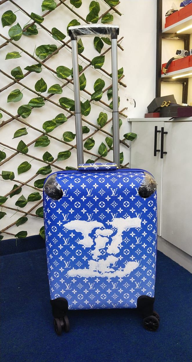 LV Louis Vuitton Branded Travelling Bags Set (Blue)