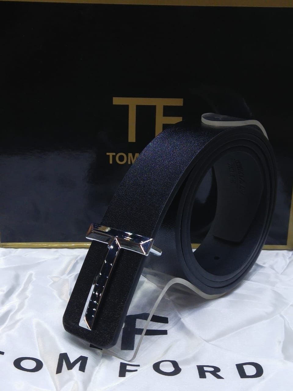 TOM FORD Branded Leather Belt – Unisex | Premium Quality (With Box-4)