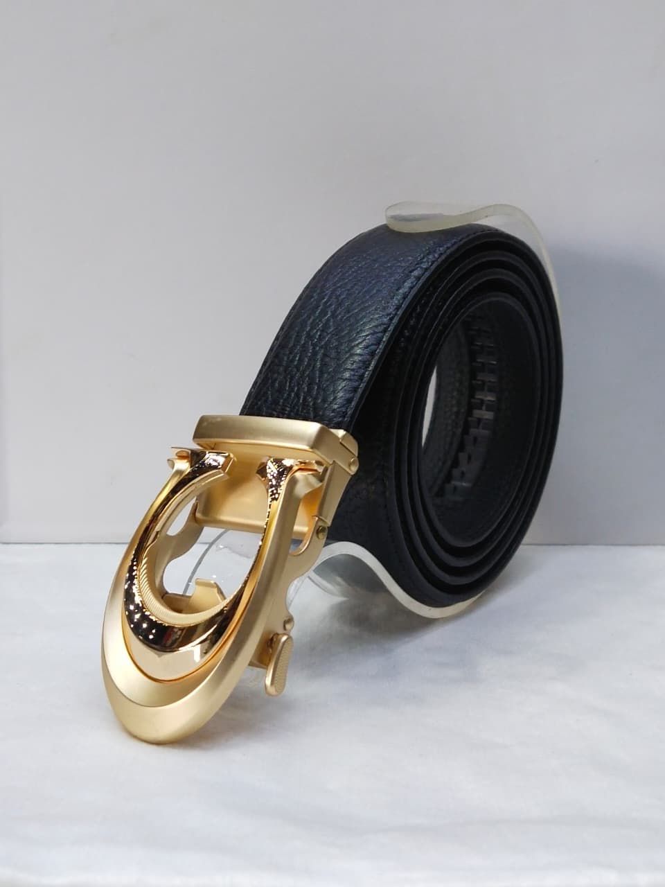 COACH Branded Leather Belt – Unisex | Premium Quality (With Box-1)