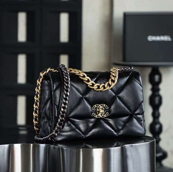 C-H-A-N-E-L CROSSBODY DESIGNER – Women Bag (Black)