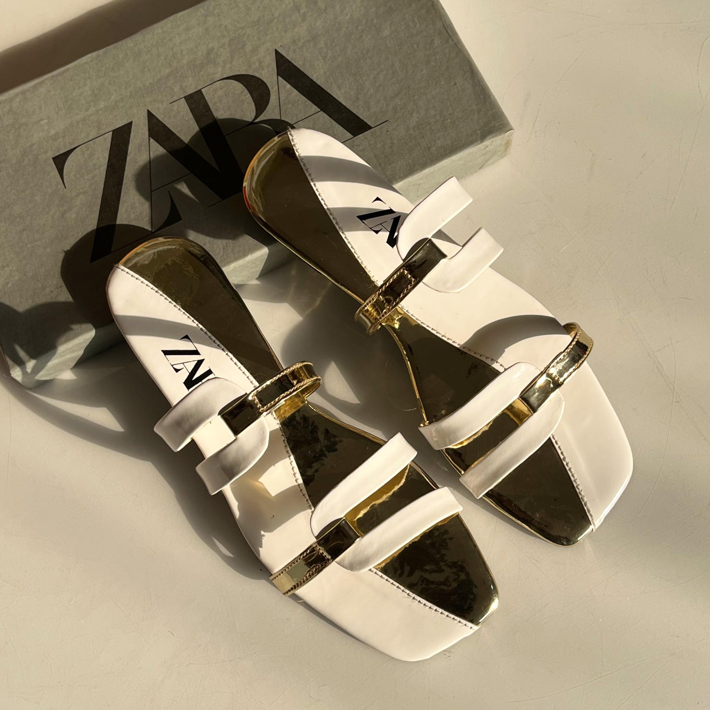 Z-A-R-A Fancy Flat Slippers – Soft & Comfortable Women Footwear | White/Gold