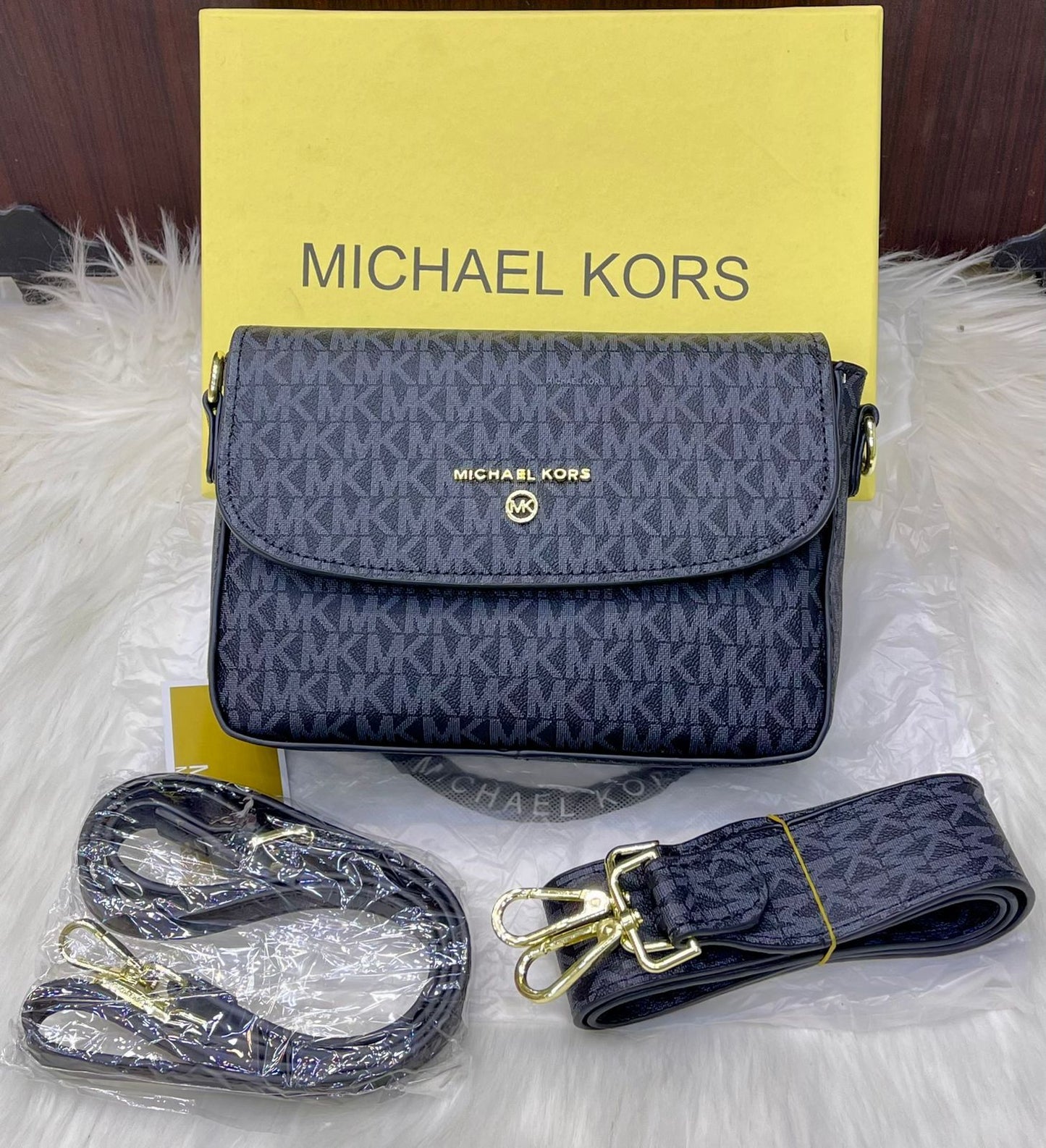 MK M-I-C-H-A-E-L K-O-R-S Style Premium Women Bag – Luxury Edition | Complete Box Set (Black)