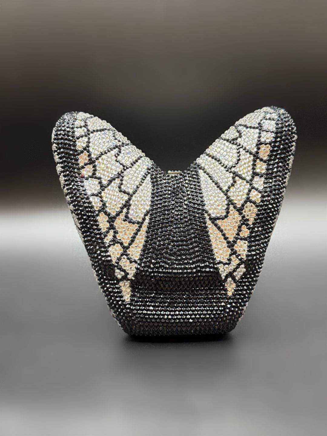 Butterfly Crystal Women Bag – Silver Luxury Edition (Black)